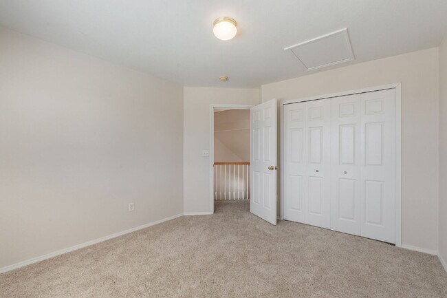 Building Photo - Spacious 4BR Home in Pine Creek – Academy D20