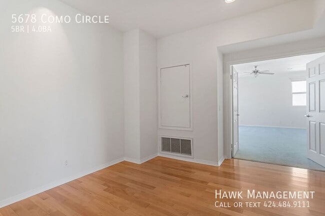 Building Photo - 5678 Como Cir