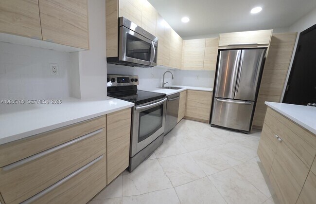 Building Photo - 250 Galen Dr