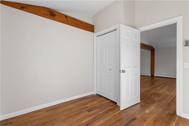 Building Photo - 400 Schooner Ave