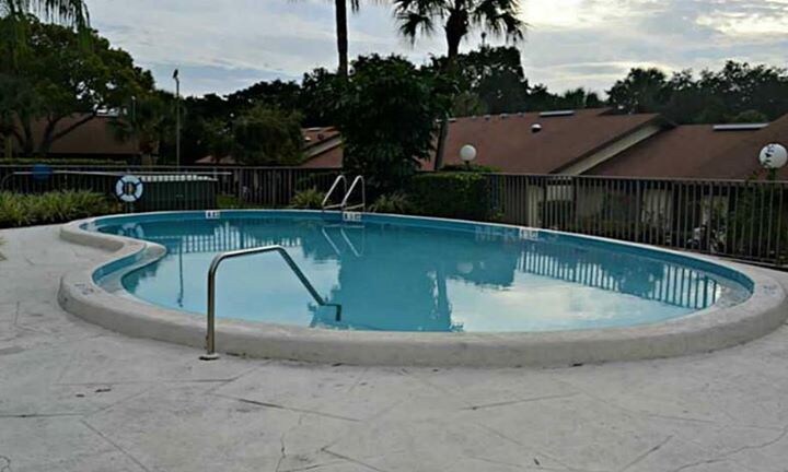 Building Photo - 1320 Daffodil Pl