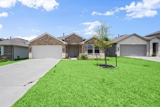Building Photo - 11845 Summertime Dr