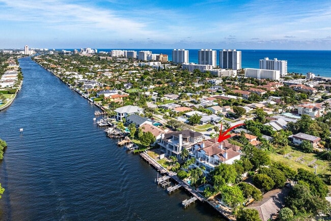 Building Photo - 549 NE 19th Ave