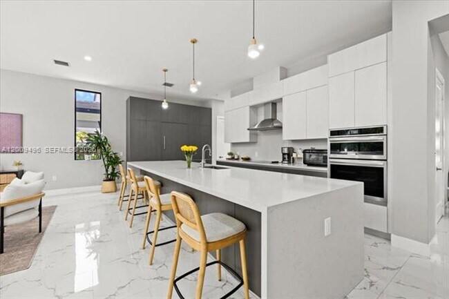 Building Photo - 12120 Rhino Oaks Dr