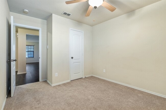 Building Photo - 3917 Mantis St