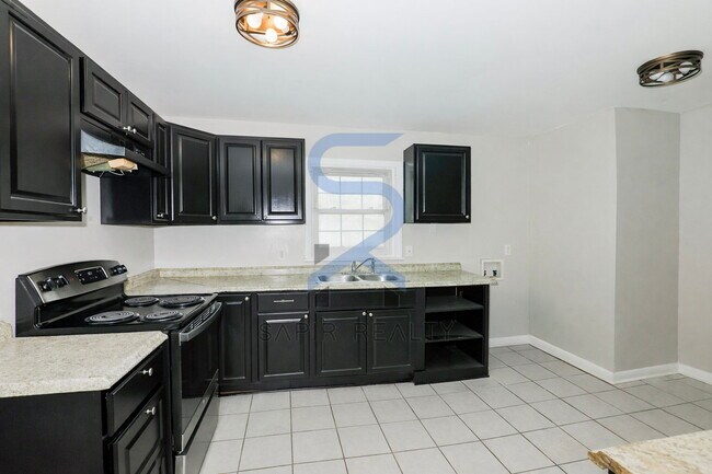 Building Photo - Collier Heights Classic – Spacious 5BR Near Downtown Atlanta