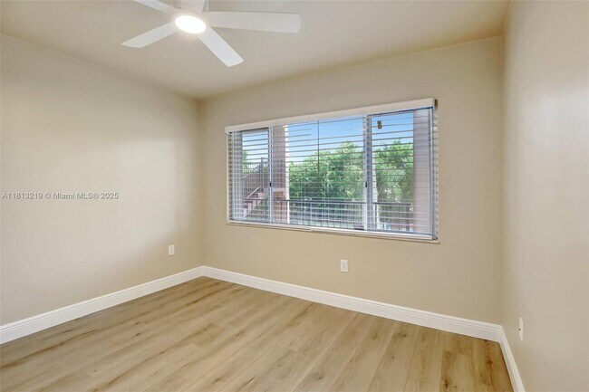 Building Photo - 12651 SW 16th Ct
