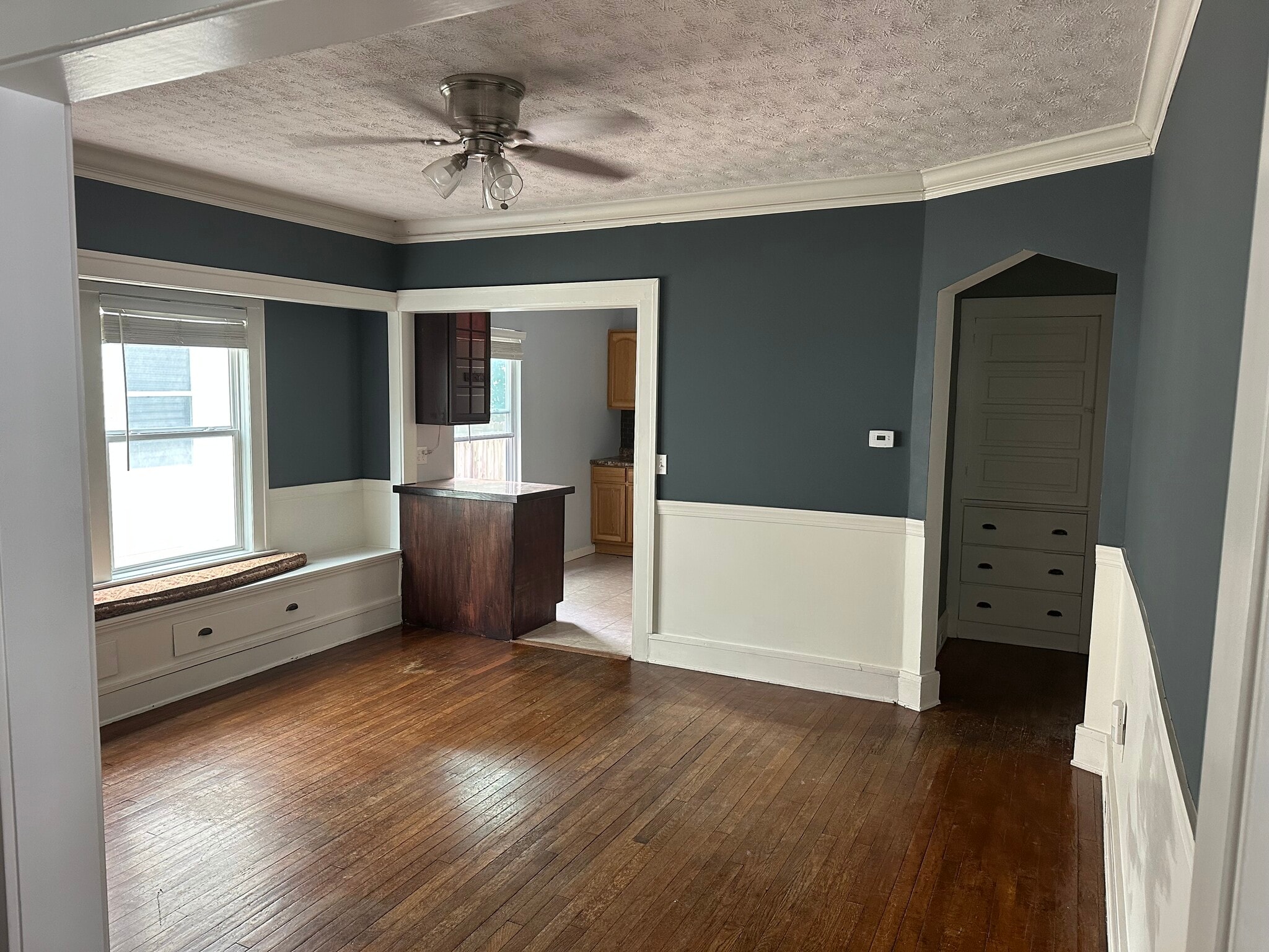 Dining room with hallway and kitchen - 1286 Edwards Ave
