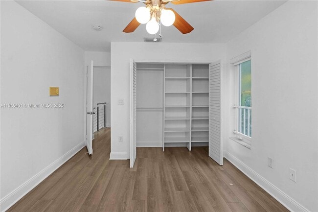 Building Photo - 3030 Bird Ave