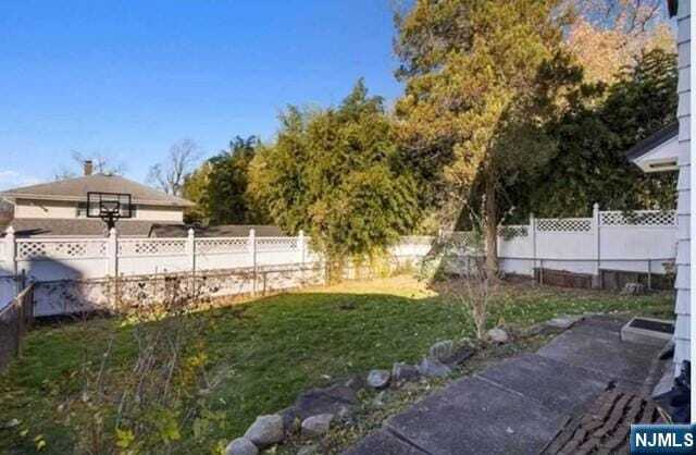 Building Photo - 348 Orchard Terrace
