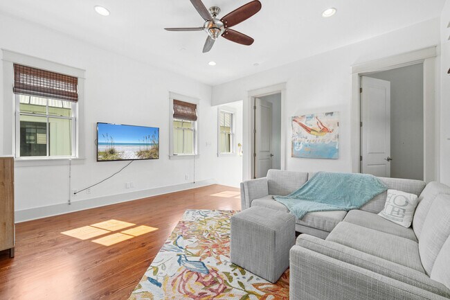Building Photo - 616 Sandgrass Boulevard