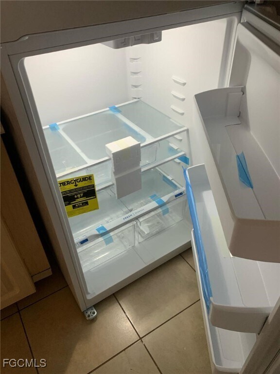 Building Photo - 2929 Winkler Ave