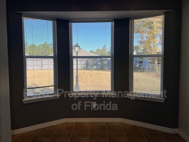 Building Photo - 112 Pecan Run