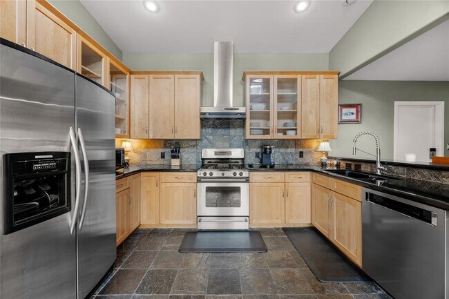 Building Photo - 1803 Mohle Dr