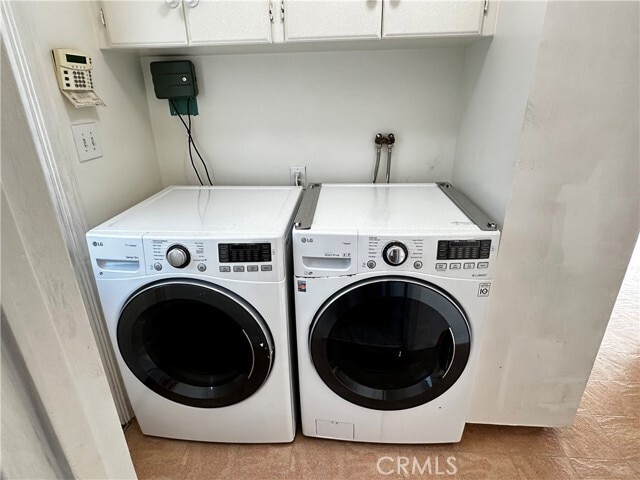 Building Photo - 2900 Shakespeare Dr