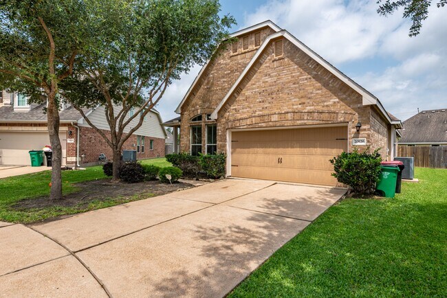 Building Photo - 20126 Graphite Canyon Ct