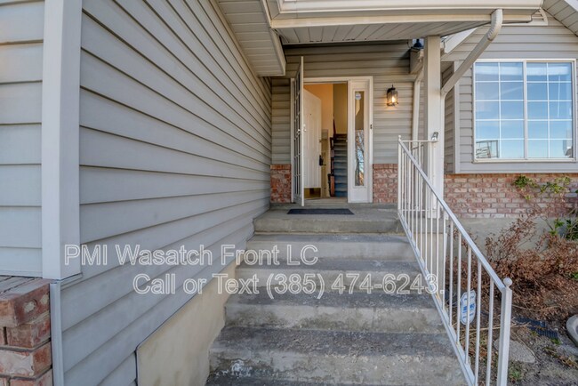 Building Photo - 794 E Savannah Ct