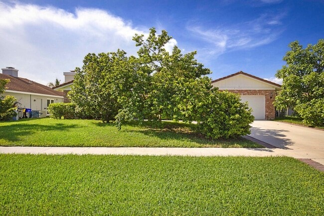 Building Photo - 11337 Little Bear Way