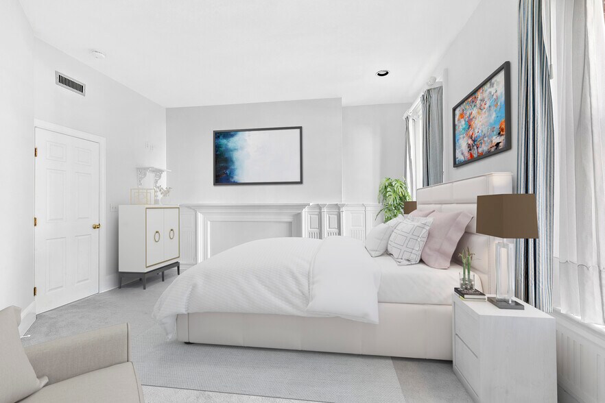 Building Photo - 403 Marlborough St