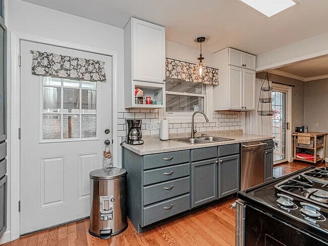 Building Photo - Quality Home Management