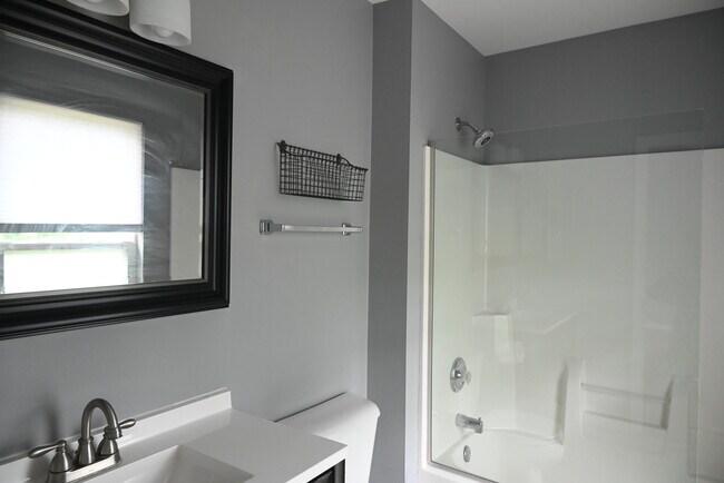 Building Photo - 1254 Chicory Ln
