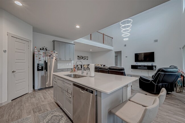 Building Photo - 6850 Amber Clf Ln