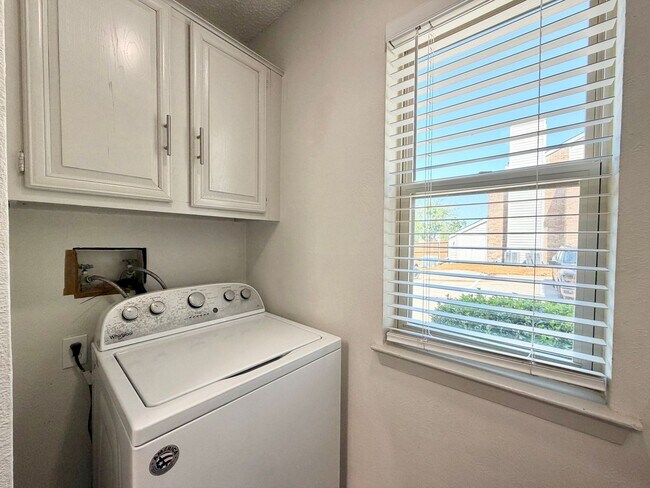 Building Photo - 3635 Garden Brook Dr