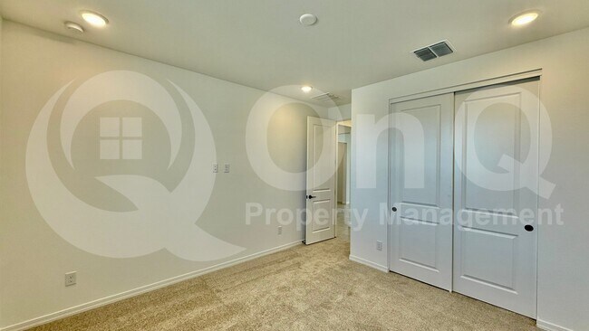 Building Photo - 24172 W Raymond St