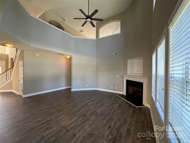 Building Photo - 118 Middleton Pl