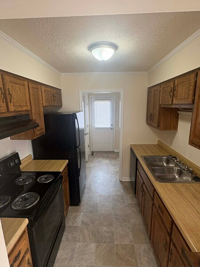 Building Photo - 1768 Patrick Way