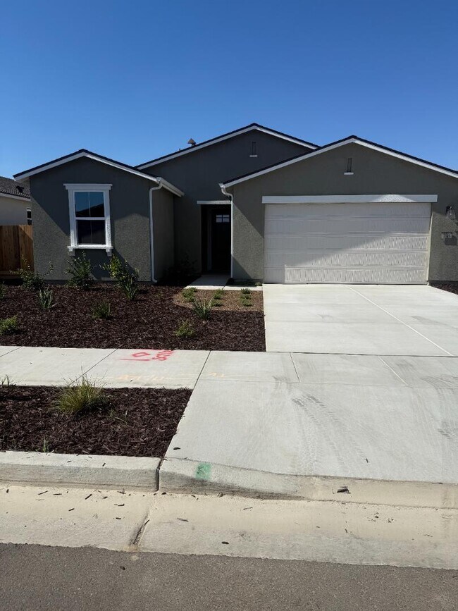 Primary Photo - 2315 N Julieann St