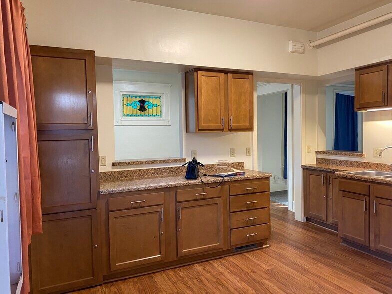 Building Photo - 2574 N Cramer St