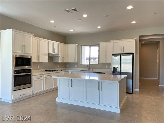 Building Photo - 11622 Hatchling Ave