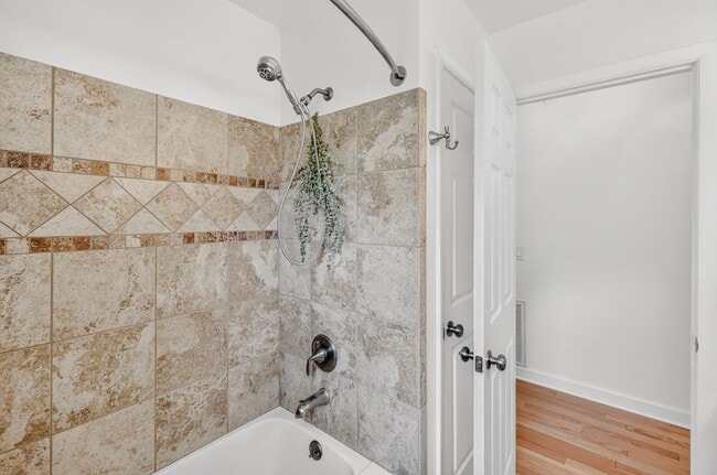 Building Photo - 164 Timber Ridge Dr