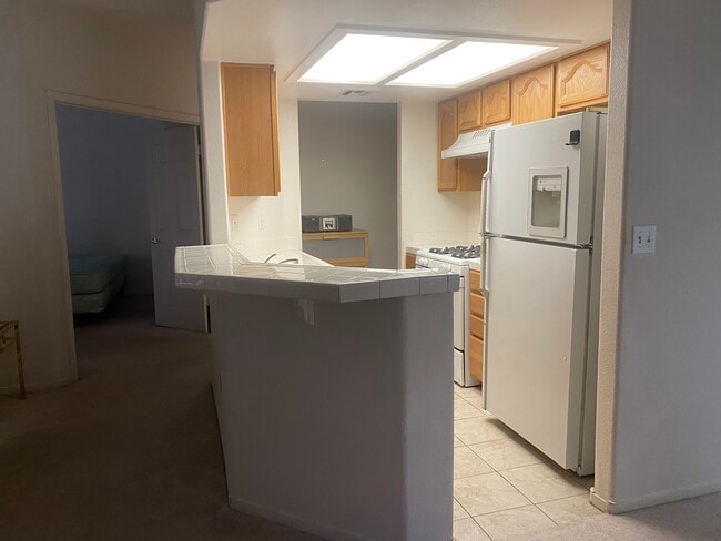 Building Photo - 2975 Bluegrass Ln