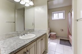 Building Photo - 4 Bedroom 3.5 Bathroom - Van Ness/Tenleytown Semi Detached Home - Attached 1 Car Garage