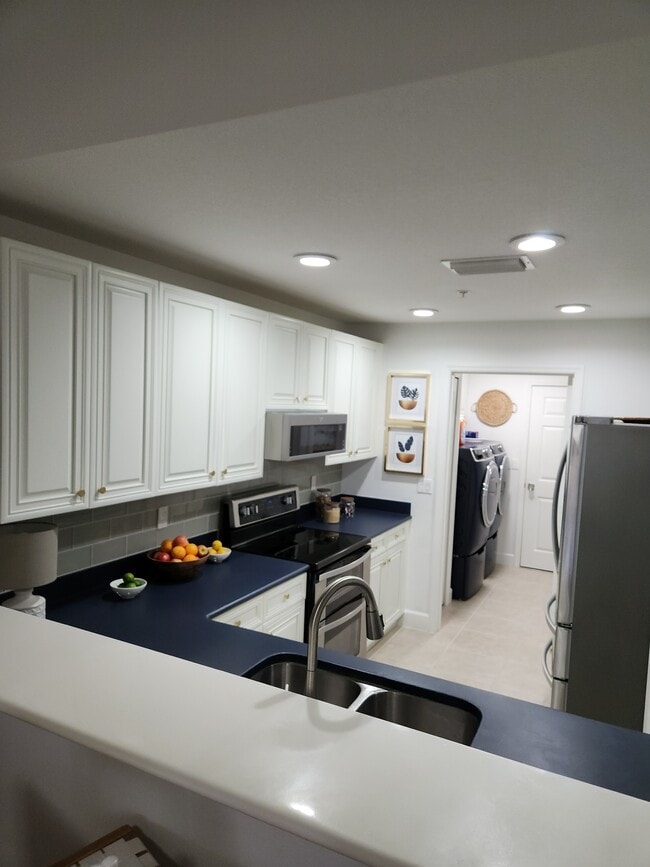 Building Photo - 17298 Acapulco Rd