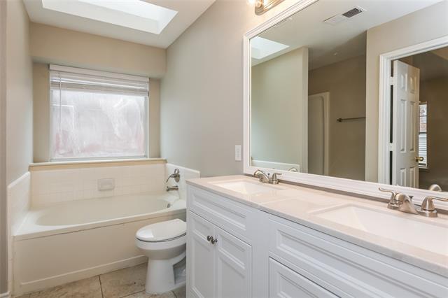 Building Photo - 1519 Allen Dr