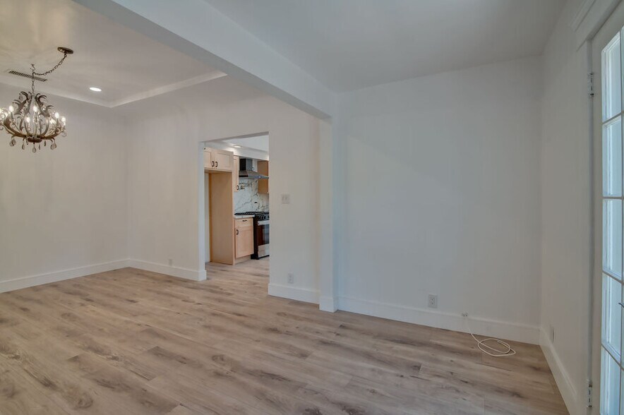 Building Photo - 641 N Martel Ave