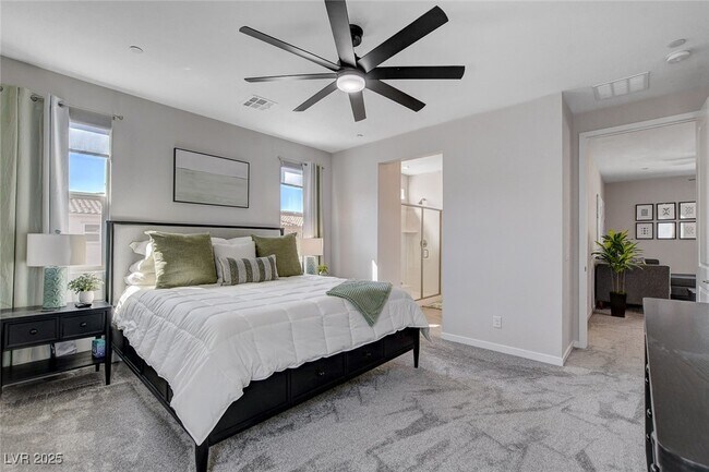 Building Photo - 871 Benning St