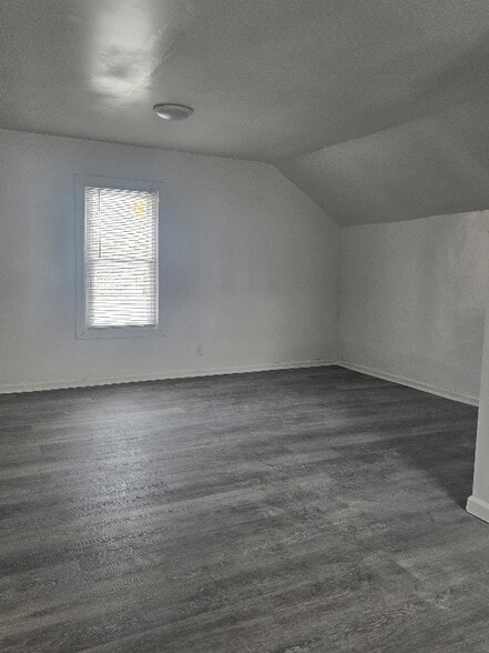 Building Photo - 12578 Camden Ave