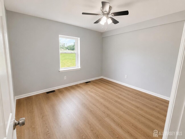 Building Photo - 50 Davidson Rd