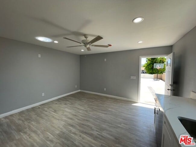 Building Photo - 2615 Elizondo Ave