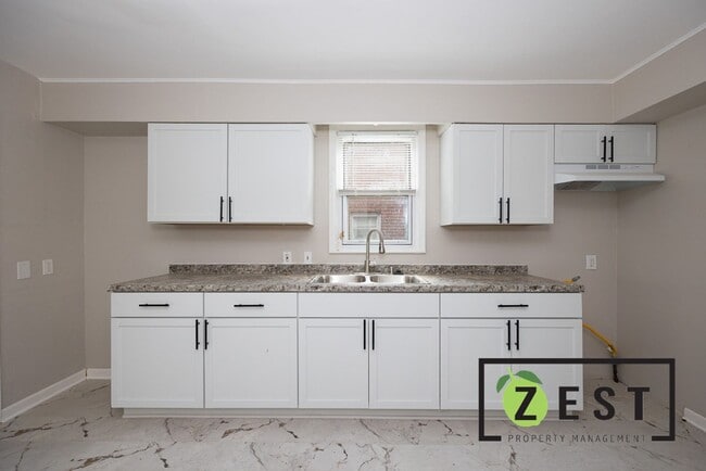 Building Photo - Charming 3-Bedroom Home Coming Soon on Det...