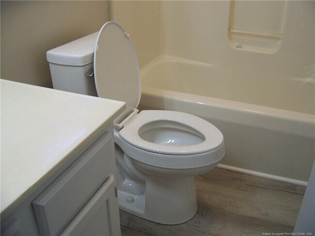 Building Photo - 1981 Wheeling St