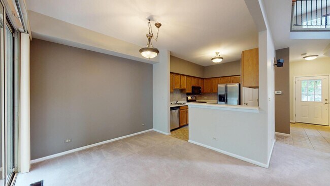 Building Photo - 1237 Cranbrook Dr