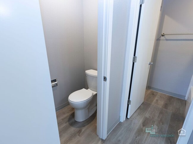 Building Photo - V-DAY SPECIAL, APPLY TODAY MOVE-IN RENT FREE!