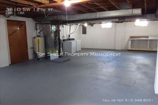 Building Photo - Duplex for rent, Garage and Basement!