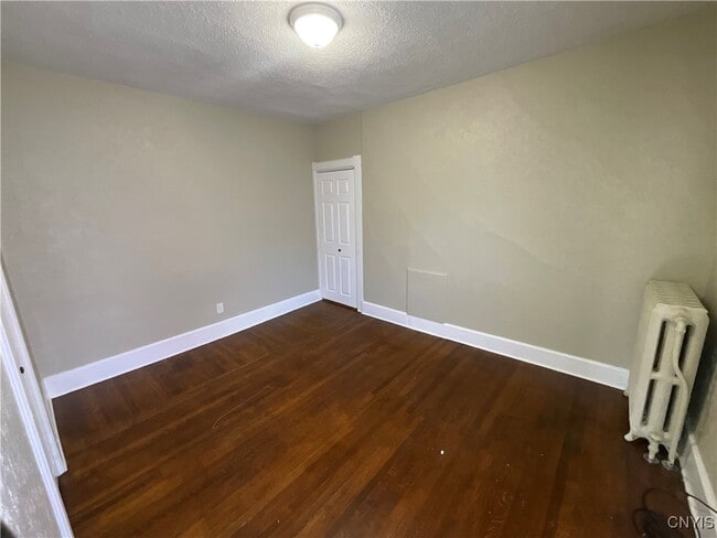 Building Photo - 127 Winslow St