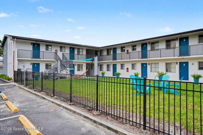 Building Photo - 115 Seminole Ave W